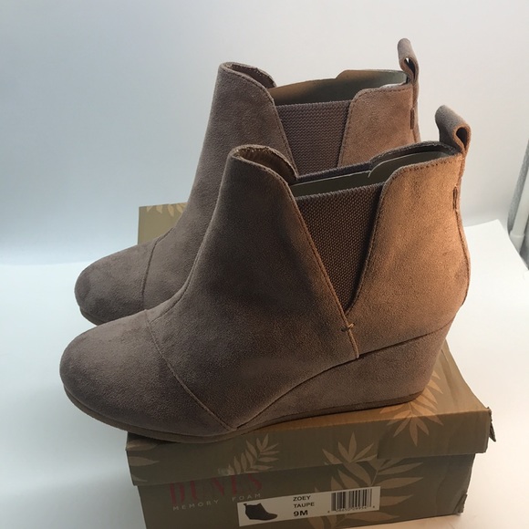 Dunes Women's Zoey Wedge Bootie +Wide Width Size 9M - Picture 2 of 9